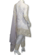 E18 Pakistani Indian 3 Pc Party Wear Net Embroirered Dress