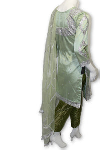 E20 Pakistani Indian 3 Pc Party Wear Net Dress