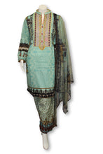 A18 Pakistani Indian Fine Design 3 Pcs Embroidered  Lawn Suit